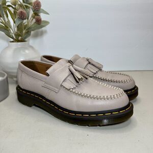 Dr. Martens Adrian Virginia Leather Loafer Tassel Taupe LA004 Women's 9